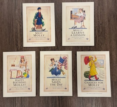 Vintage 1995 Pleasant Company Molly PB Books - Set of 5 (Very Good Condition)