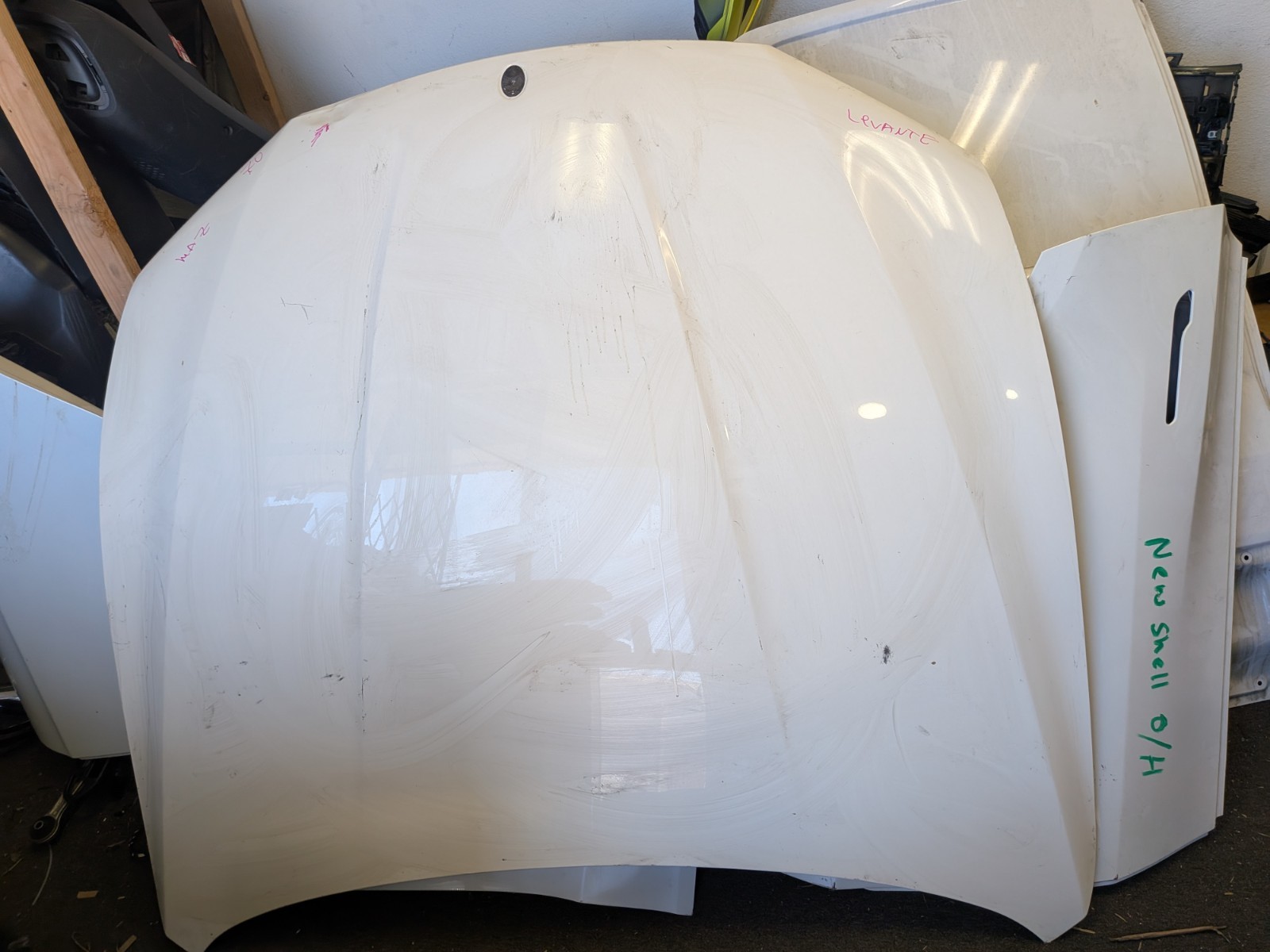 Maserati Levante 2017-2024 Hood