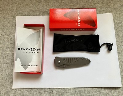 Neu:  BENCHMADE  10300 Monochrome / (Steirer Eisen) ; Böhler N690; Monolock .