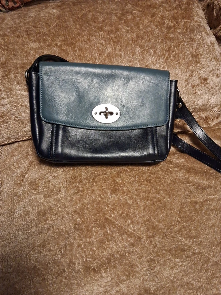 Patricia Nash Gradina Flap Leather Crossbody Bag Mirage Oceana - Image 3 of 4