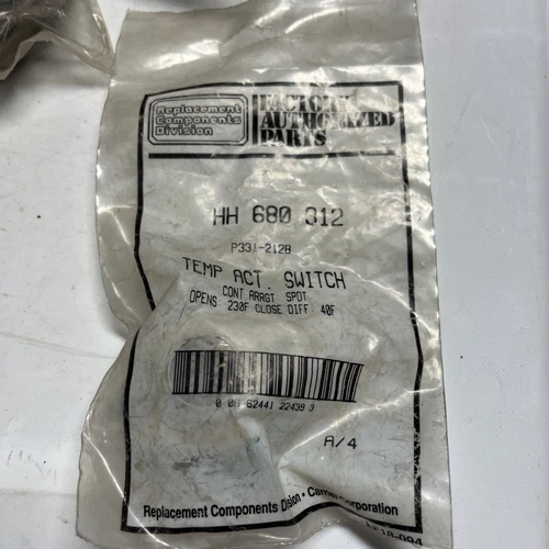 Carrier Temp Act Switch HH 680 312   P331-212B