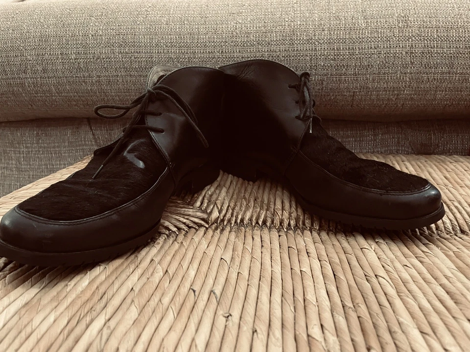 Mujer Laura Ashley Botines Negros Con Cordones Con Pelo de Poni Negro Top Talla 81/2 Foto 3 de 4