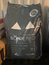 Natural clay cat litter