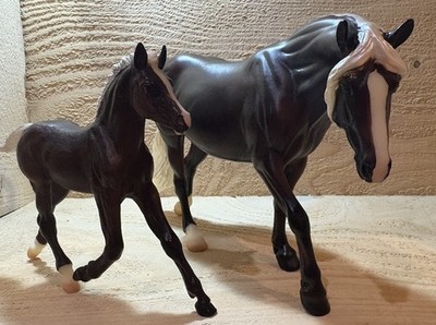 Breyer Hansel & Gretel Haflinger Mare Foal BreyerFest 2011 SR 1/800 Classic