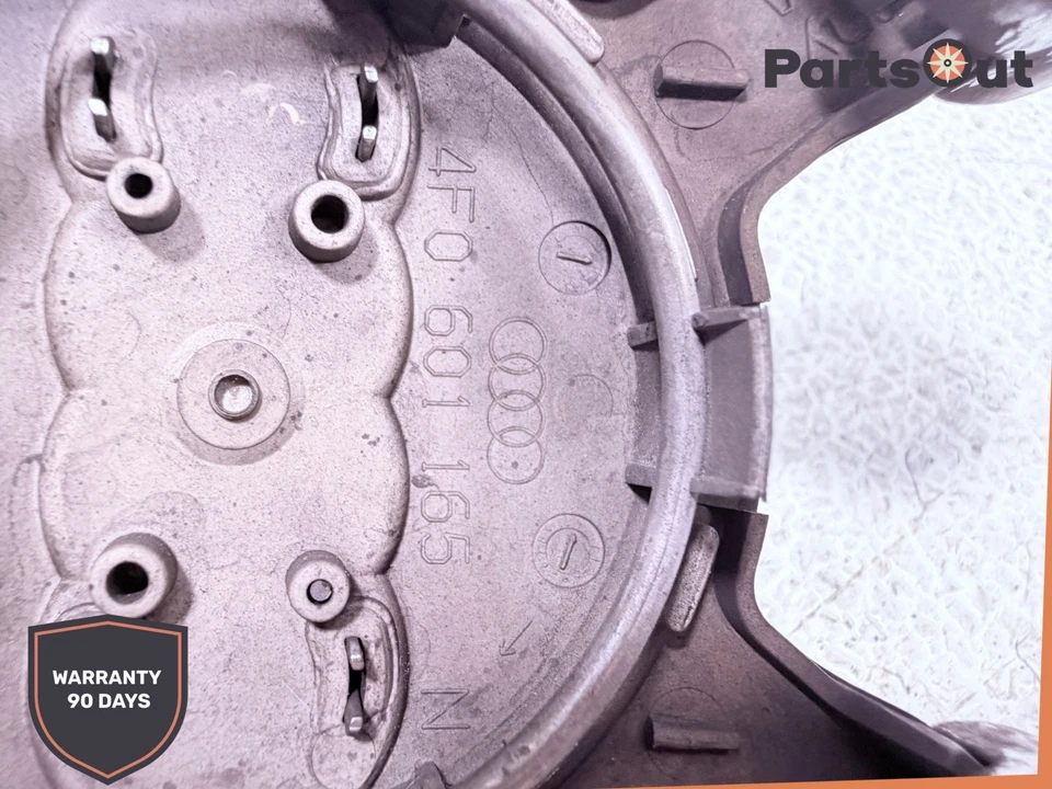 Tapa central plateada OEM AUDI A4 S4 2009-2012 4F0601165N 560-58838 OEM Foto 3 de 3