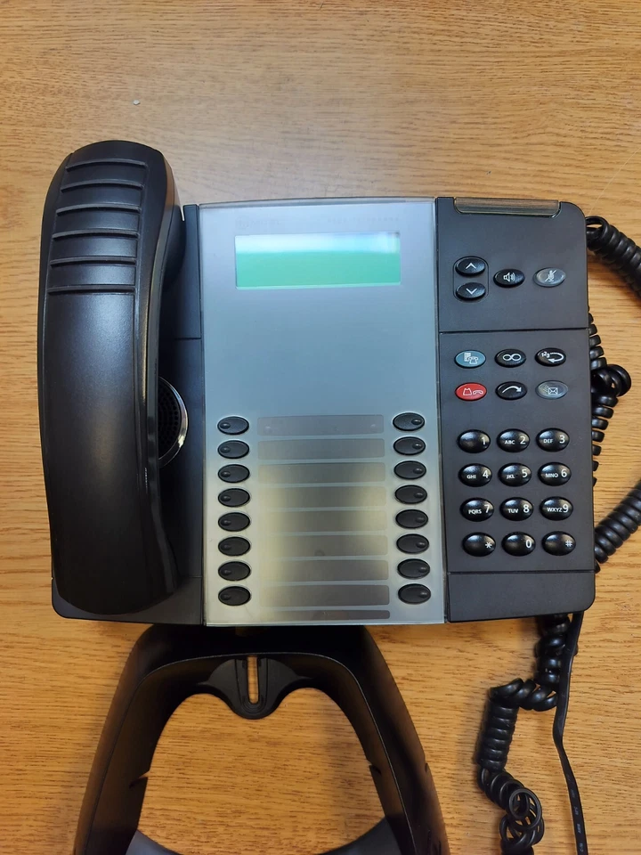 Mitel 8528 Telephone LCD Digital Display Phone IP Handset - Image 3 of 4