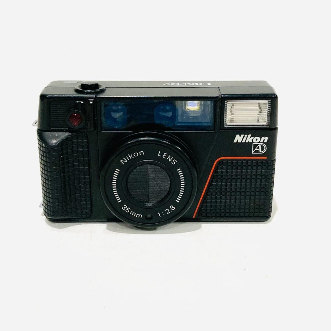 Near Mint Nikon L35 AD2 35mm f/2.8 Point & Shoot Compact
