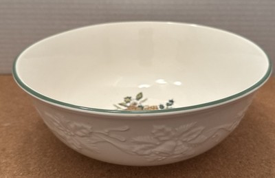 Mikasa HOLIDAY SEASON Round Vegetable Bowl 8 5/8'' (OR1S5)