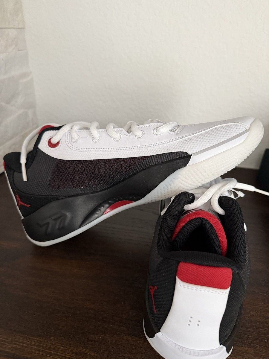 JORDAN - WHITE/GYM RED-BLACK JORDAN LUKA .77! SIZE: MEN'S 10