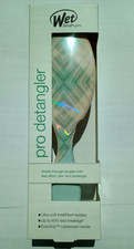 Wet Brush Pro Detangler Hairbrush - Pearlescent Prism - Green Pack of 1