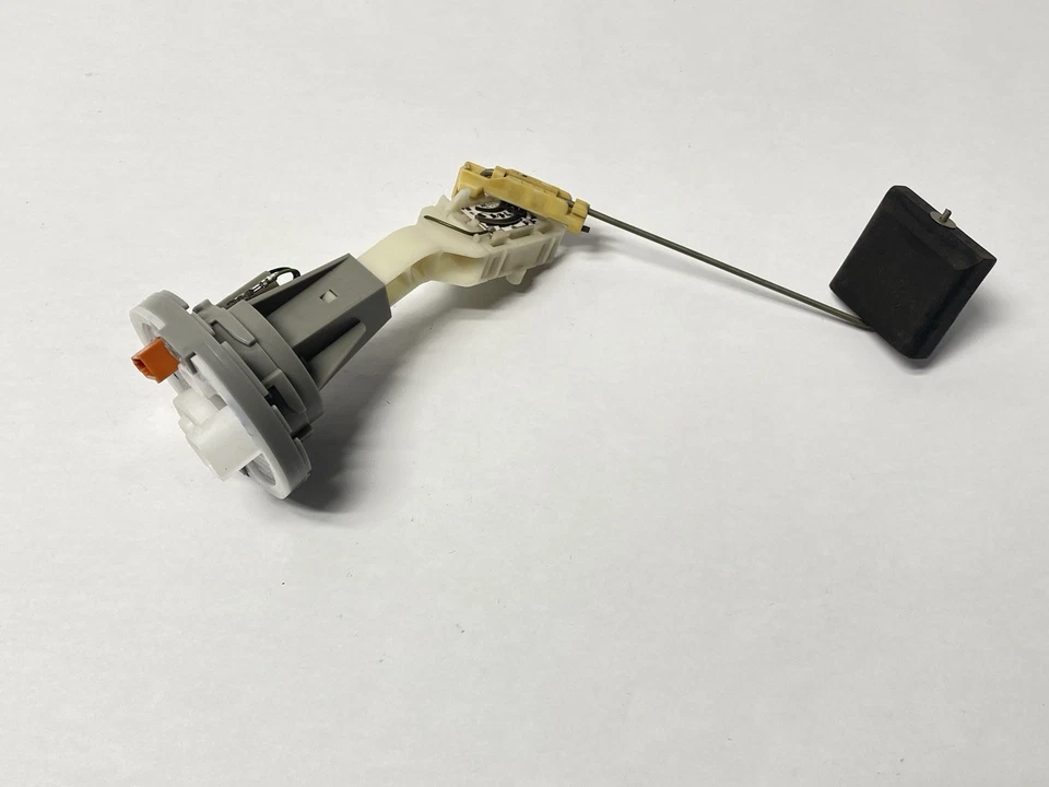 01-04 Mercedes R170 SLK230 SLK320  Fuel Gas Tank Sending Level Sensor OEM - Image 4 of 4