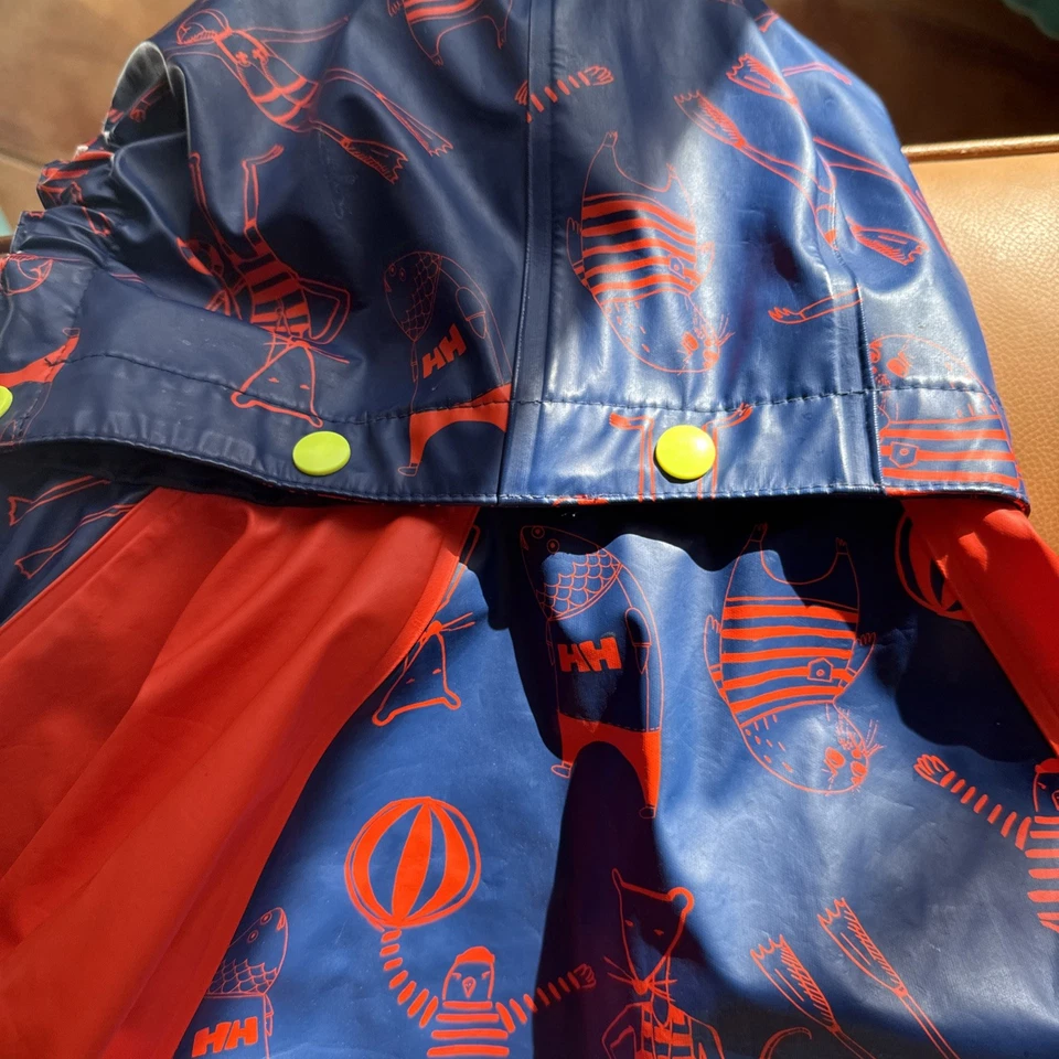 Helly Hansen Youth Rain Jacket, Waterproof - Image 4 of 4