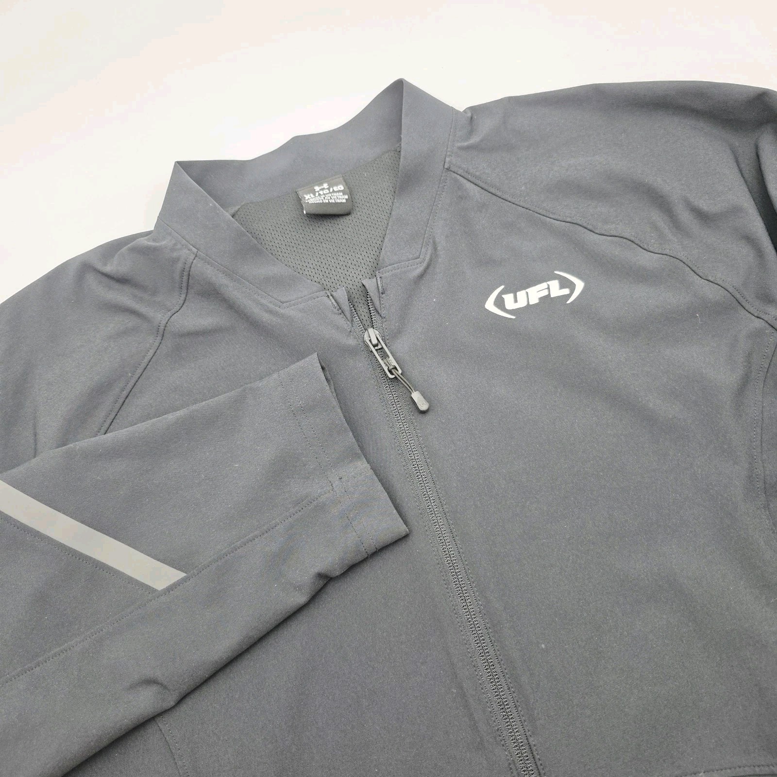 Under Armour Black UFL Men's XL Full Zip Jacket Windbreaker United Football