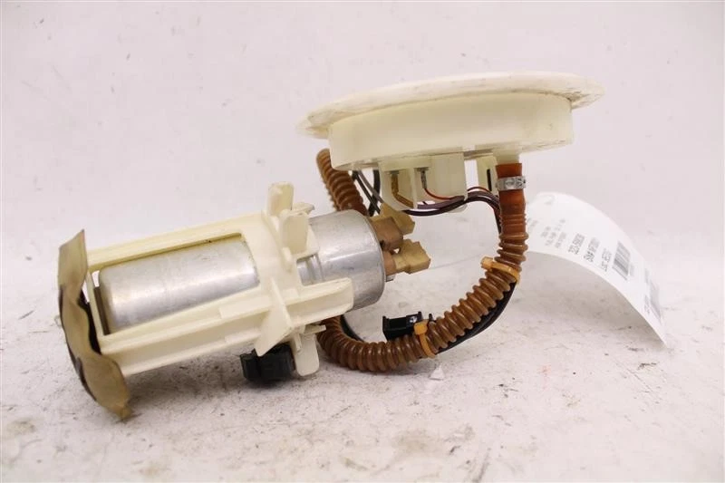Used Fuel Pump fits: 2002 Bmw 745I Pump Assembly Grade A Foto 2 de 4