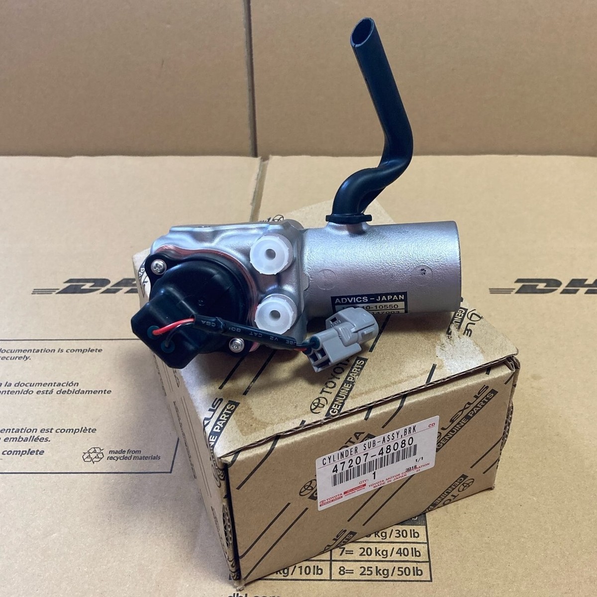 NEW】Toyota Genuine Lexus Alphard Vellfire Cylinder Sub Assy NEW】Toyota Genuine Lexus Alphard Vellfire Cylinder Sub Assy