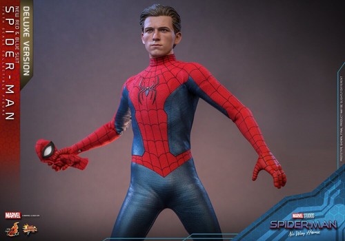 In Stock New Hot Toys MMS680 No Way Home Spider-Man (New Red & Blue Suit) Deluxe - Picture 16 of 17