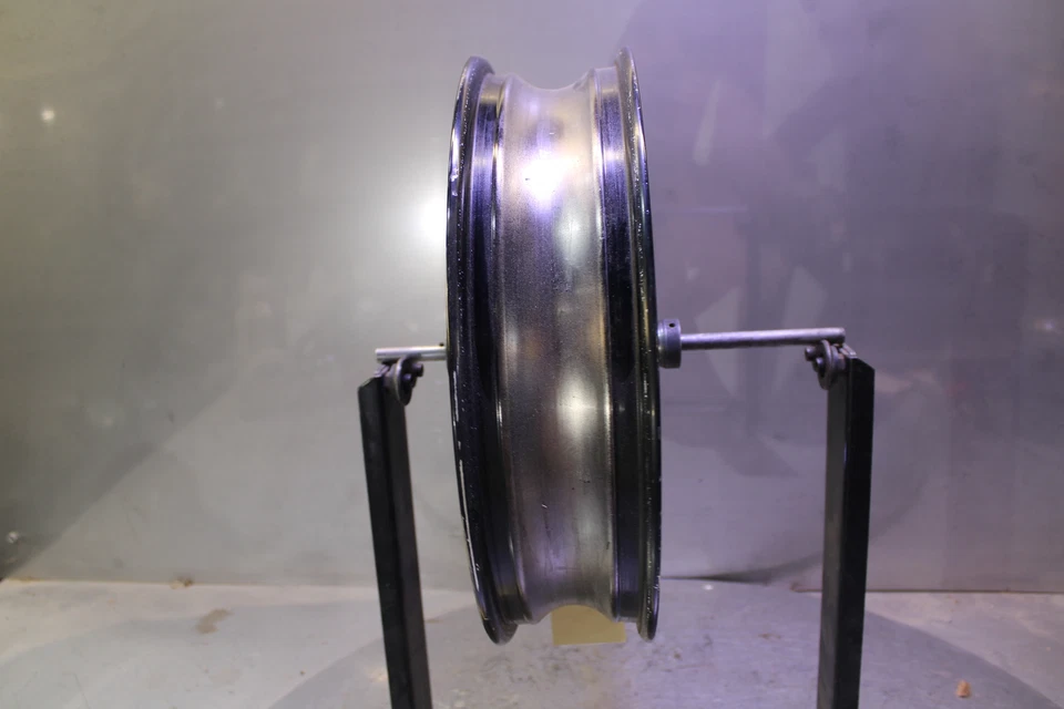 95-97 HONDA CBR900RR 900RR FRONT WHEEL RIM Straight - Image 4 of 4