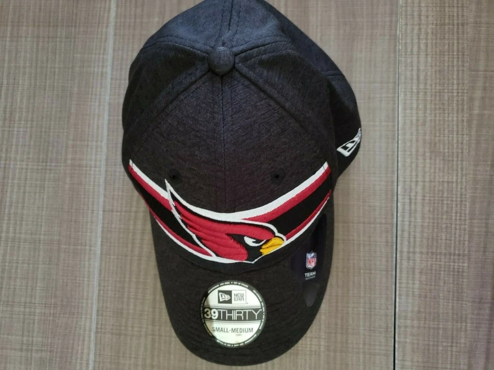 Football OnThe Field Cap Arizona Cardinals Era Hat 39Thirty Fitted NFL New - Image 3 of 4