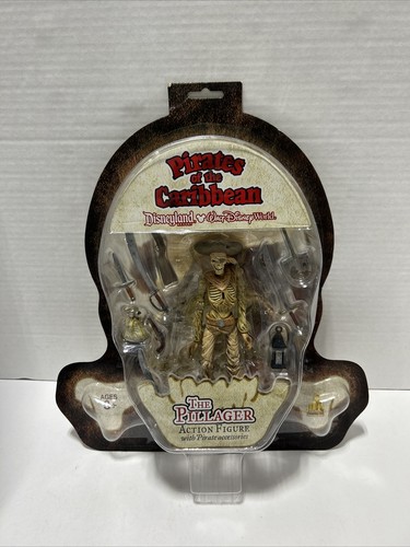 Pirates of the Caribbean Disneyland The Pillager Action Figure Vintage NIP J1 - Picture 1 of 2