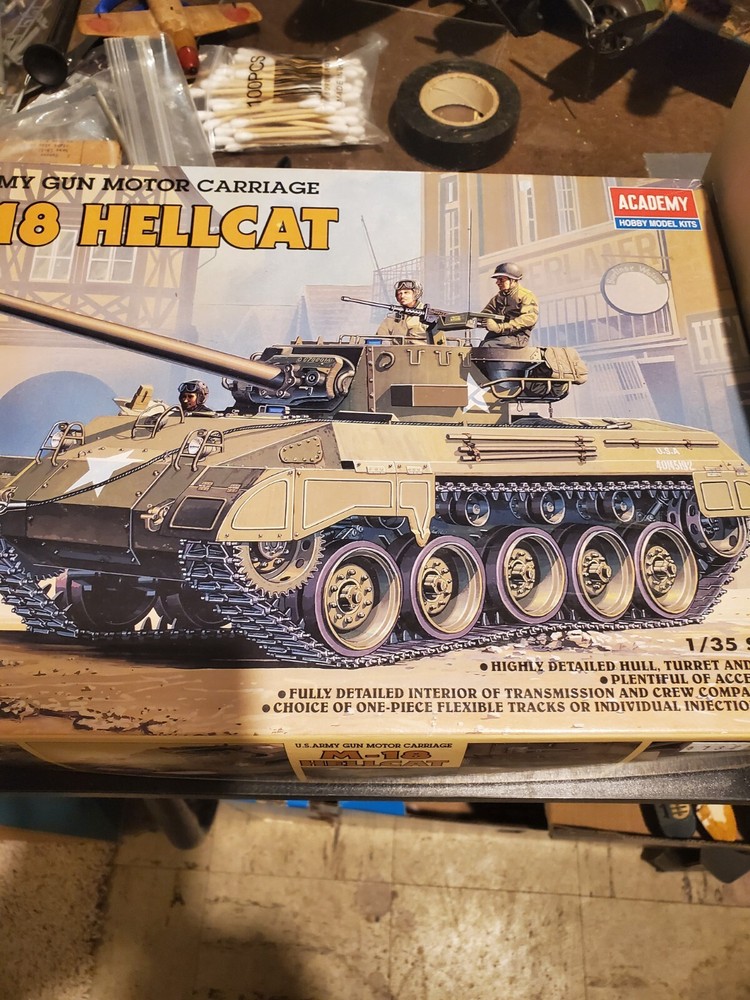 Academy M18 Hellcat US Army Gin Motor Carriage,  1/35 Scale