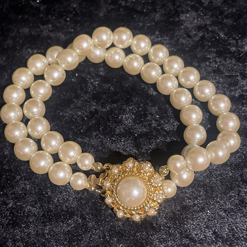 Bracciale vintage doppio filo di perle finte color panna 7,5 pollici - Foto 2 di 9