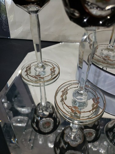(6) Rari bicchieri da vino 7-1/4" rosso rubino taglio a chiaro cammeo floreale antico bohemien - Foto 5 di 23