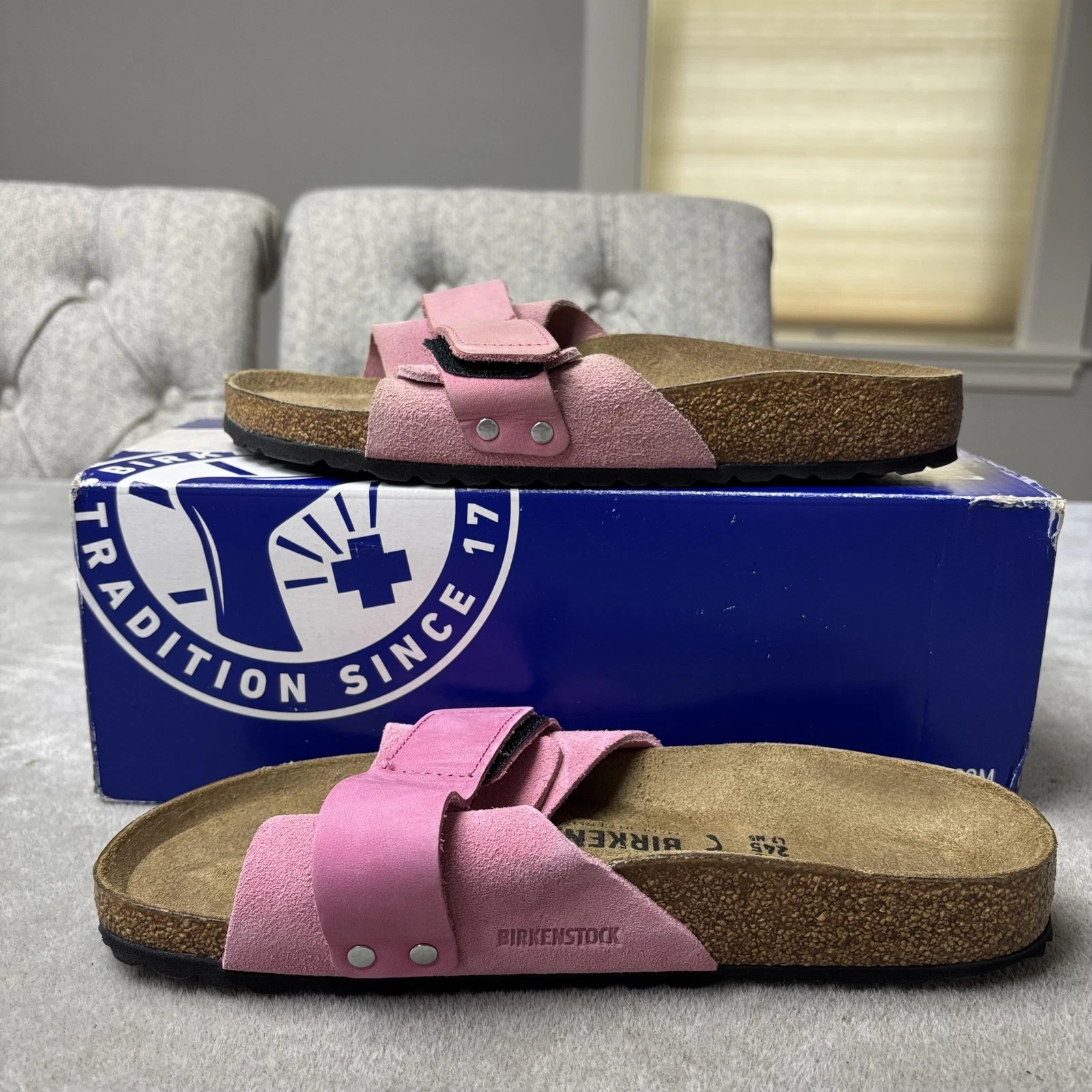 Birkenstock Oita Shoes Womens Size 7 Pink Modern Suede Slide Sandals Narrow Fit