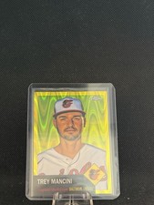 2022 Topps Chrome Archive Trey Mancini Yellow Ray Wave Refractor /250