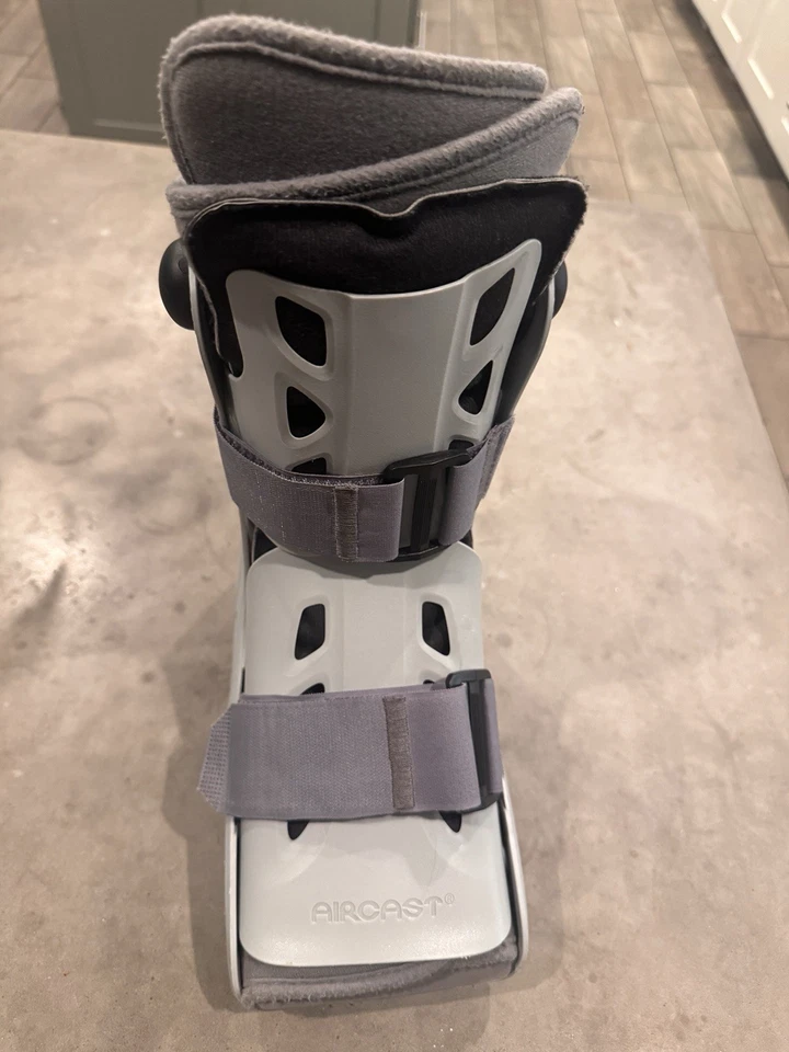 Aircast Air Select Soporte Estándar Caminar Usado en Excelente Condición Bota Talla Grande DJO LLC Foto 3 de 4