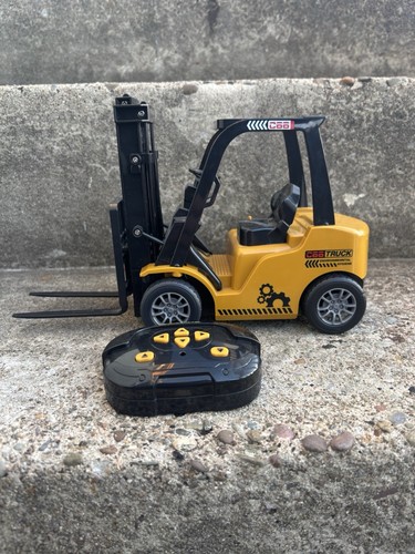Remote Control Construction Car Forklift RC - Works Great! - Picture 4 of 6
