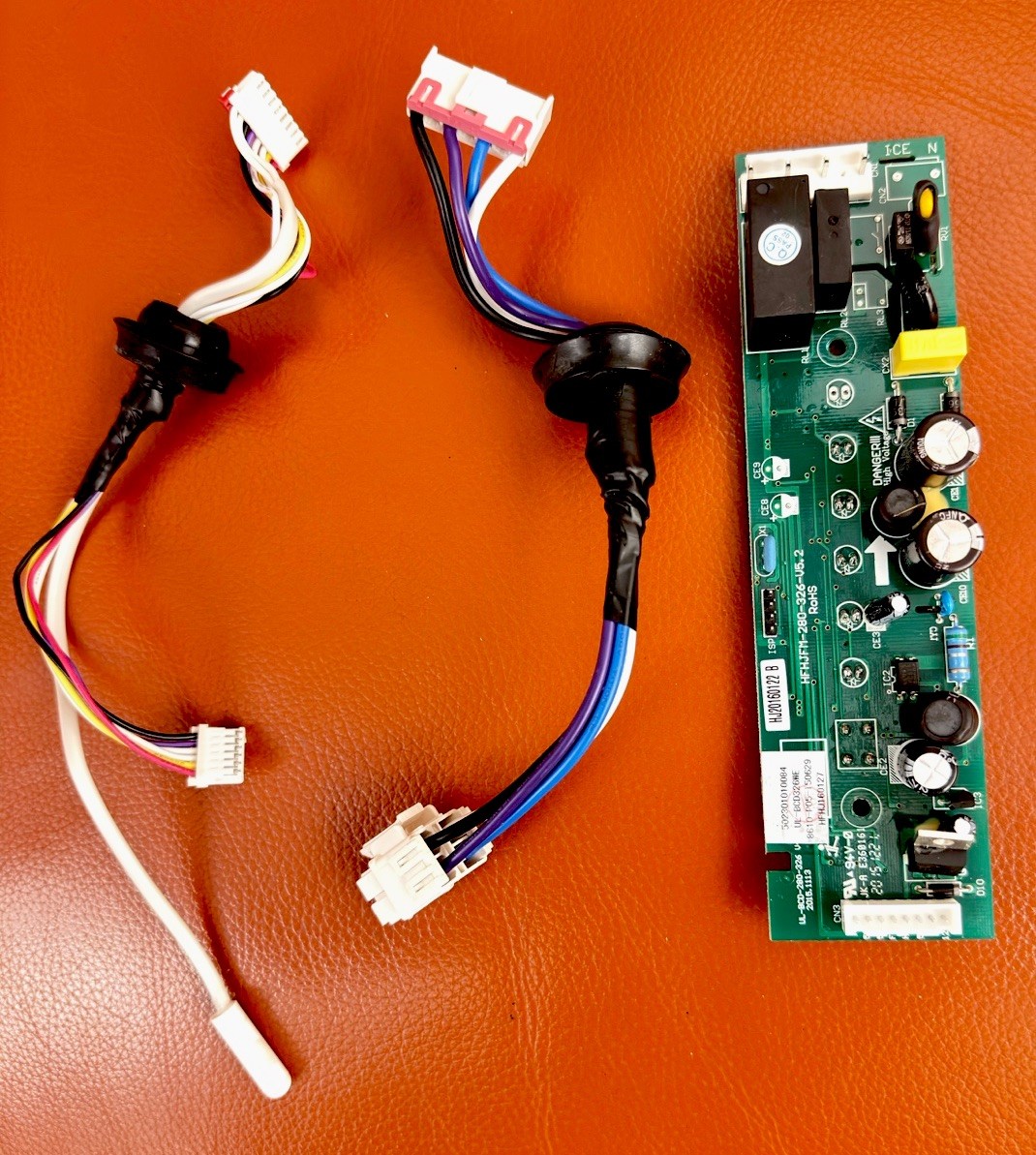 FRIGIDAIRE Ref-tor Control Board +Harness+ Sensor 5304498695 From M# FFET1222QW0