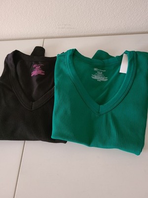NWT No Boundaries Ribbed V-Neck Tops Lot Black & Green Size L  2 Pack