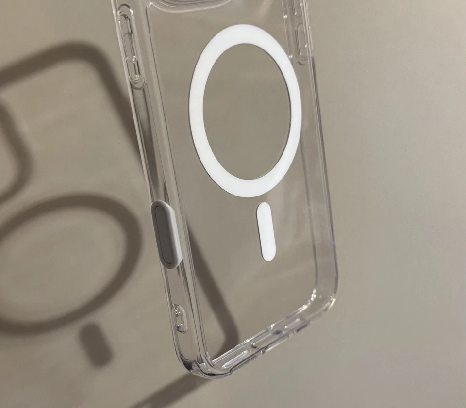 Spigen Ultra Hybrid for iPhone 16 Pro Max Clear Transparent MagSafe Cover - Image 3 of 4