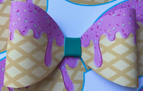 "MELTING ICE CREAM" WAFFLE CONE 4" PRINTED CANVAS FABRIC BOW LOOPS FOR HAIR BOWS - Afbeelding 1 van 3