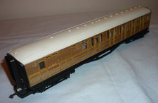 HORNBY OO GAUGE LNER GRESLEY BRAKE END 4237 R436 (Black End)