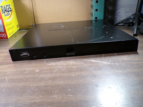 D-LINK DGS-3100-48p 48 PORT SWITCH - Picture 6 of 7