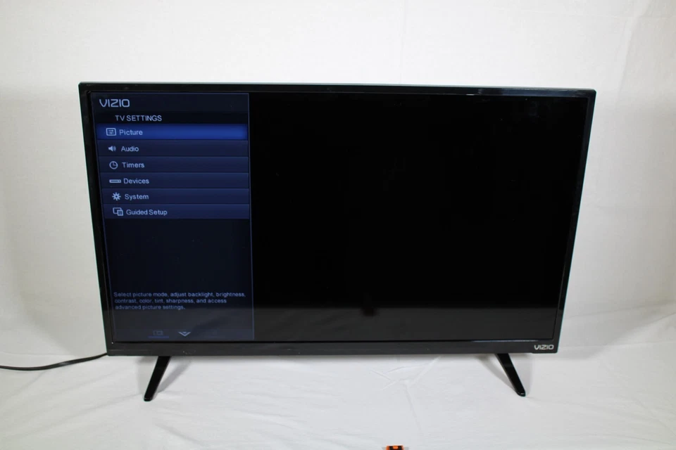 Vizio D-Series D32HN-D0 32" Full Array LED LCD HD TV HDTV + Remote - Image 3 of 4