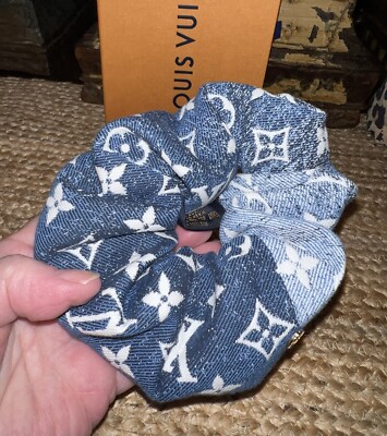 Louis Vuitton Blue & White Monogram Denim Scrunchie with LV Charm Murakami scrunchies!! On the Go denim and Clemence wallet  main image 4