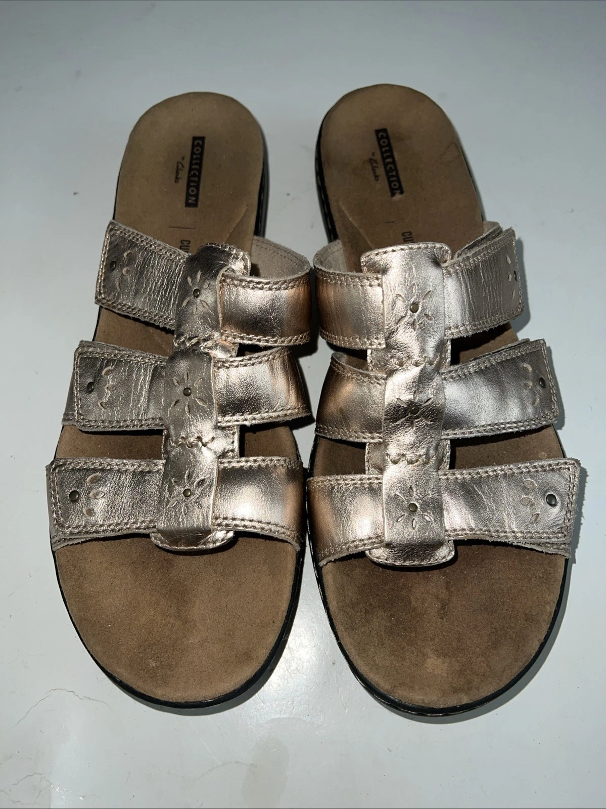 Sandali Clarks Collection suola nera slide Leisa primavera oro rosa taglia 11N