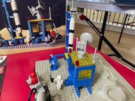 LEGO VINTAGE SPACE 483 - ALPHA-1 ROCKET BASE - COMPLETE WITH BOX INSTR INSERTS