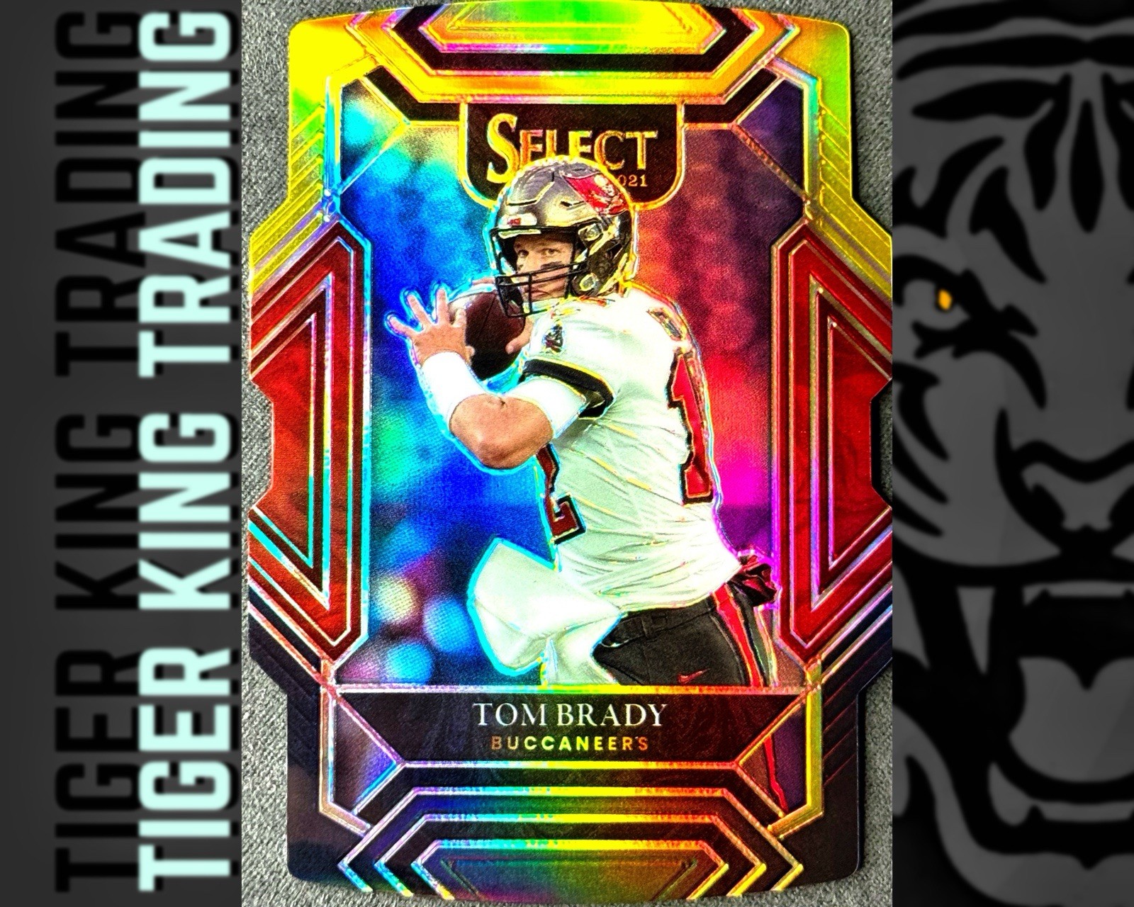 2021 Panini Select Tom Brady - Club Level Red and Yellow Prizm Die Cut Bucs