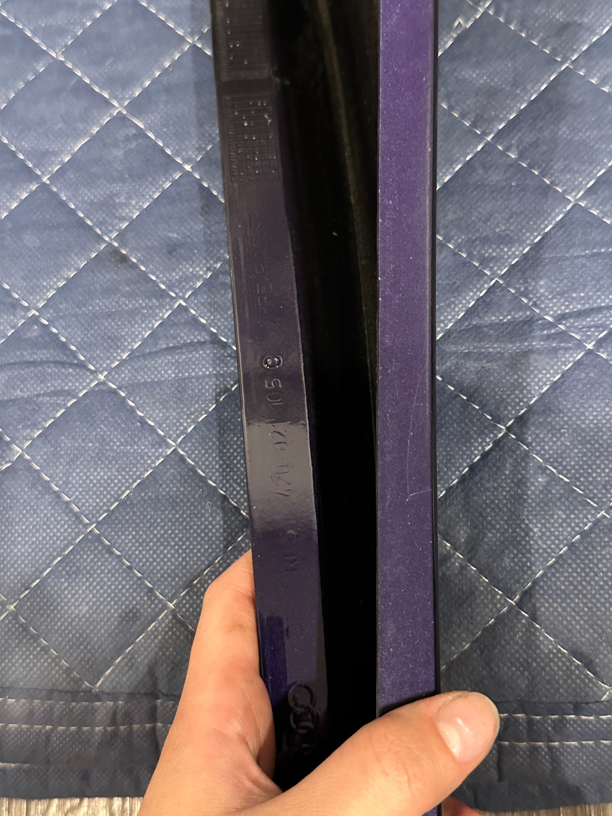 2014 AUDI R8 OEM DRIVER LEFT FENDER GARNISH PANEL TRIM W/ BRACKET & FOAM