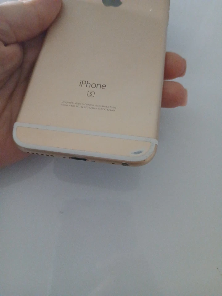 Apple iPhone 6s Blanco/Oro Rosa Modelo # A1688 Pantalla/homebttn ha sido reemplazado Foto 2 de 4