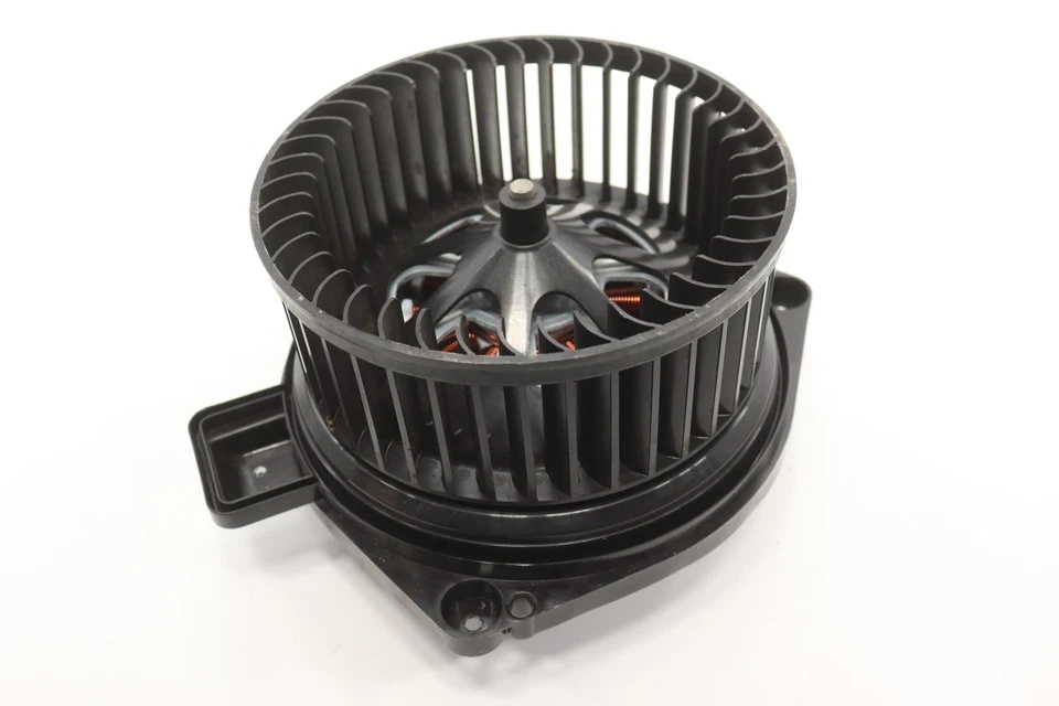 2018 -2024 BMW X3 G01 HVAC A/C FRONT AIR CONDITIONER HEATER BLOWER FAN MOTOR OEM - Image 3 of 4