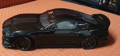 Ford Mustang Shelby GT-350R Black Schwarz Autoart - 1:18