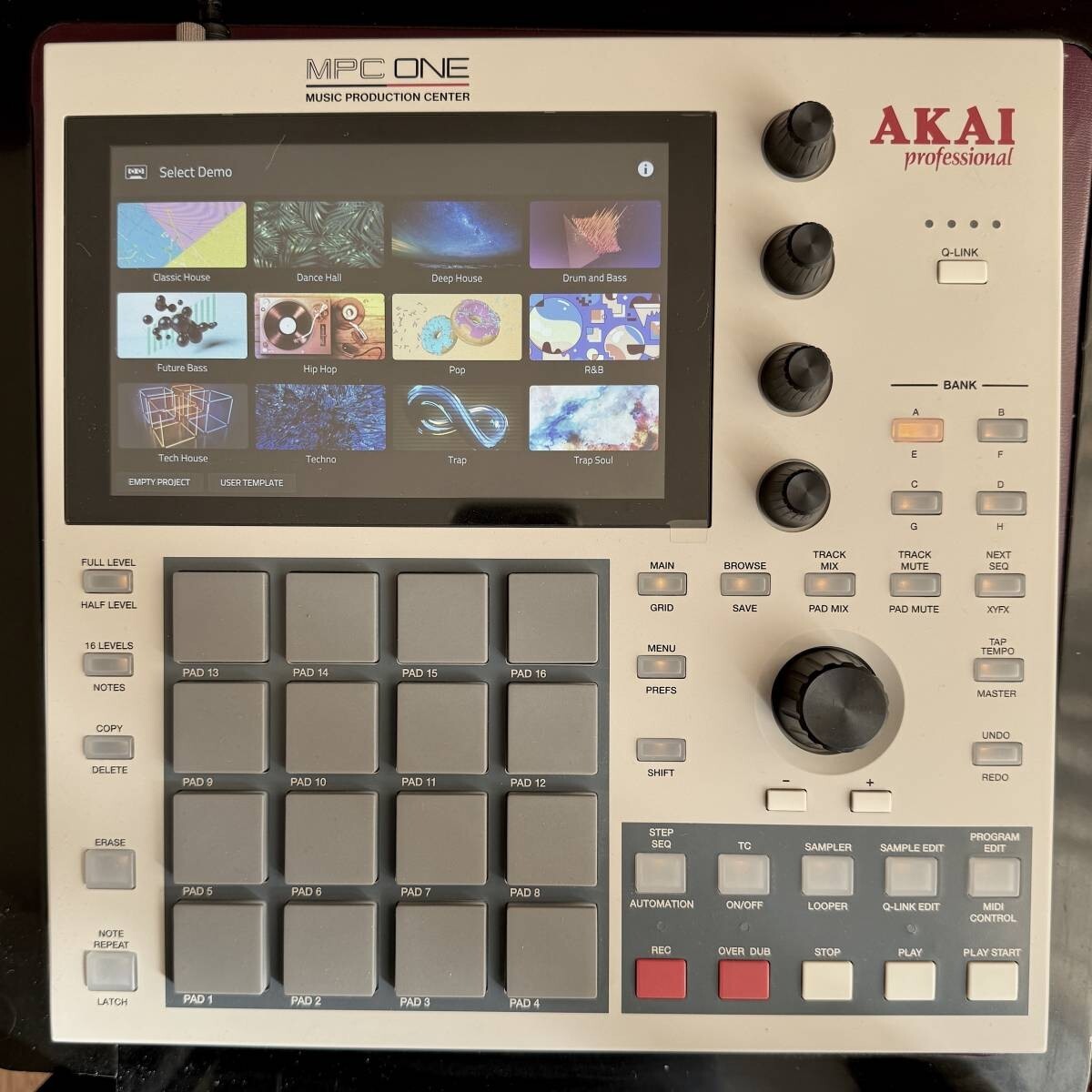 Akai Professional MPC ONE Standalone Music Production Center