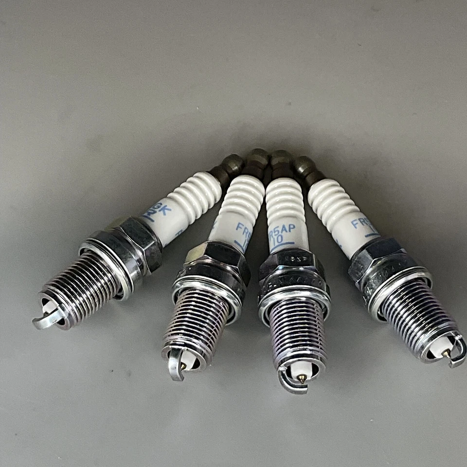 Bujía genuina Nissan OEM 4 piezas para Nissan Pathfinder 1998-2001 224011-W615 Foto 4 de 4