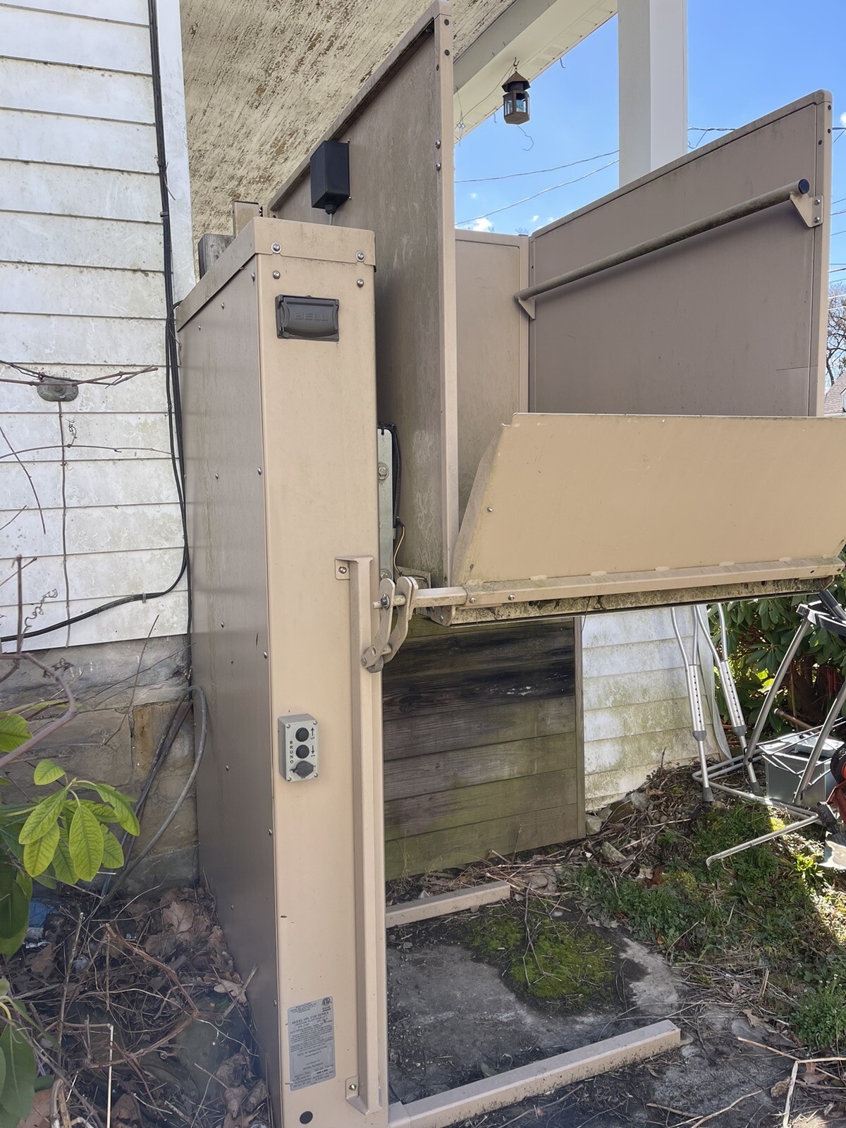 Bruno vertical platform outdoor lift model VPL3100 Series eBay