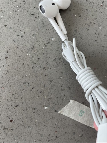 Authentic Apple A1748 Wired EarPods Headphones Lightning for iPhone -Working OEM - Zdjęcie 4 z 6