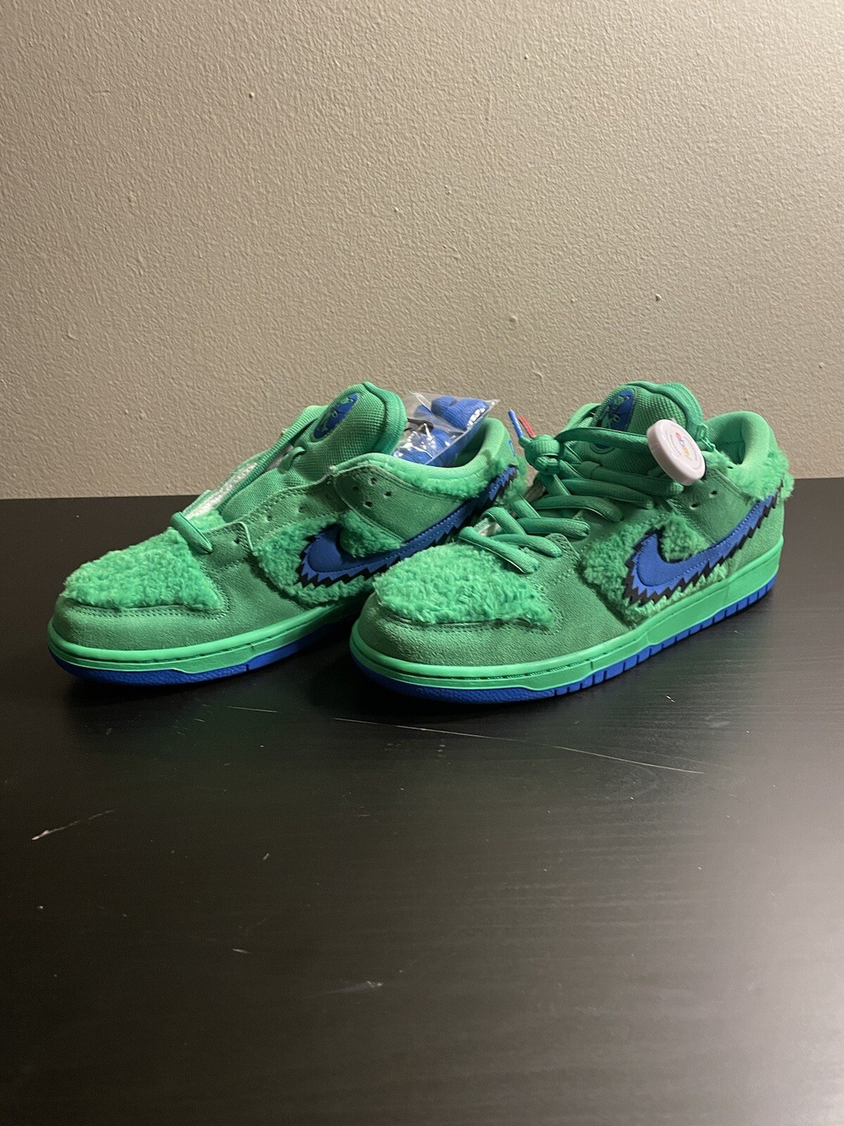 Your Best Look at the Grateful Dead x Nike SB Dunk Low Green Bear •  KicksOnFire.com
